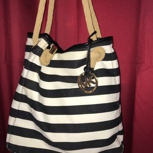 Michael Kors Rope handle bag